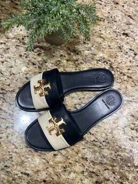 Tory Burch Everly Navy Cream Calf Leather Slides Sandals w/ Gold-tone Logo 8M